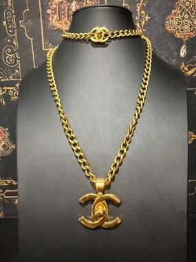CHANEL Double Turnlock Charm Gold Chain Necklace 97P